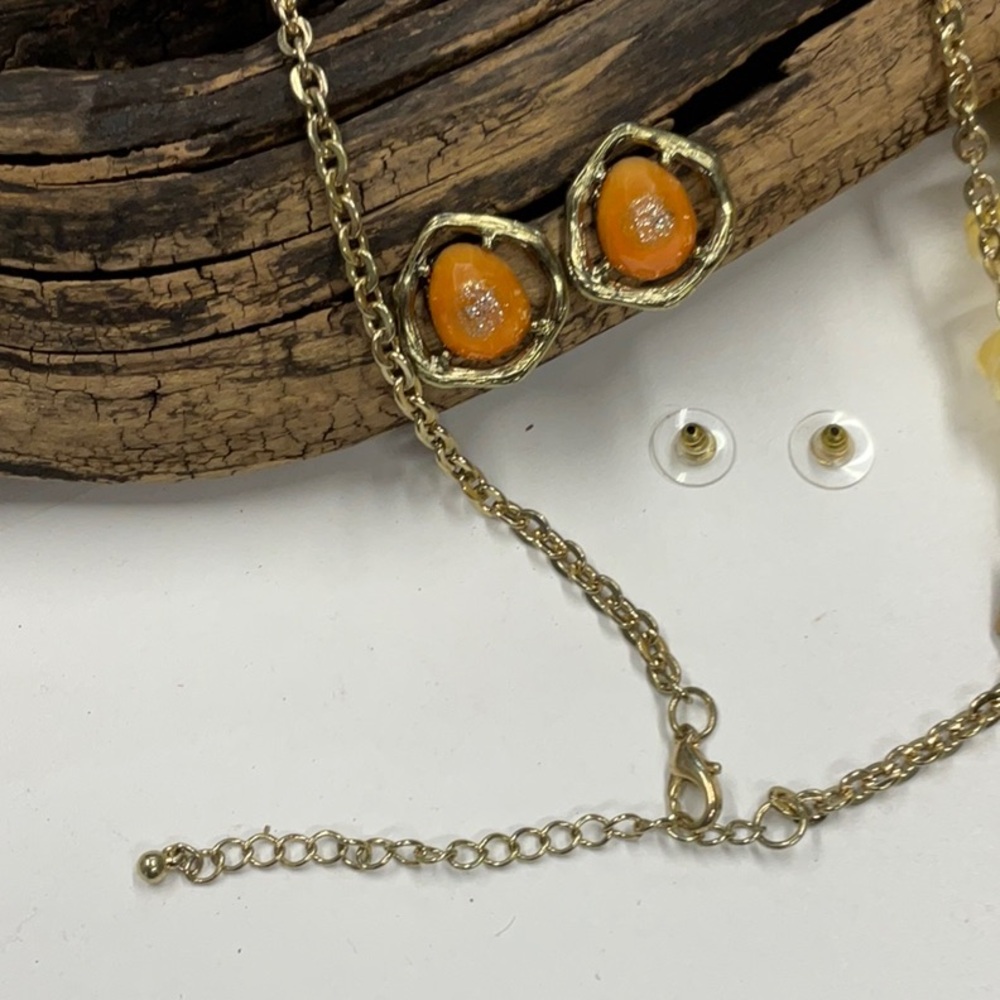 S171 Chunky & Fun Faceted Cobochon Necklace Set - Picture 14 of 15